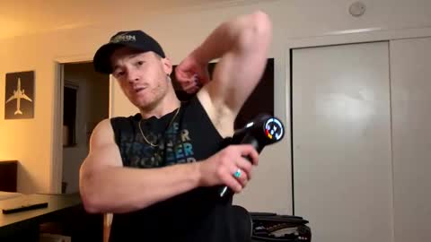 Snapshot of fairybae5 chatting on December 29, 5:21 am Travis online show from December 29, 5:21 am