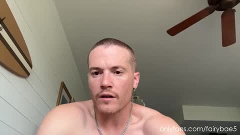 Snapshot of fairybae5 chatting on September 19, 2:16 am Travis online show from September 19, 2:16 am