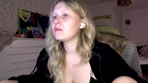 Arisha online show from October 7, 7:43 pm