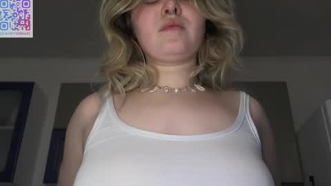 Arisha online show from March 9, 7:05 pm