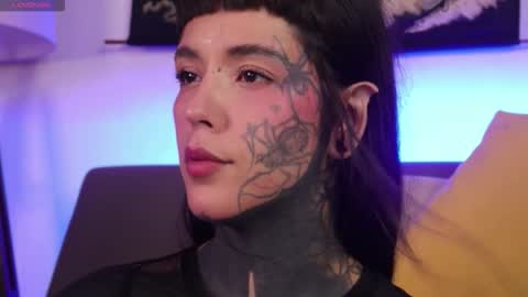 Snapshot of fairyflexxx chatting on September 17, 4:05 am Fairy online show from September 17, 4:05 am