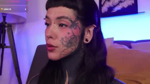 Snapshot of fairyflexxx chatting on October 24, 1:39 am Fairy online show from October 24, 1:39 am