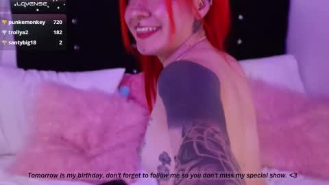 Snapshot of fairyflexxx chatting on February 7, 3:02 am Fairy online show from February 7, 3:02 am