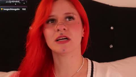 Snapshot of fairyflexxx chatting on February 17, 10:49 pm Fairy online show from February 17, 10:49 pm