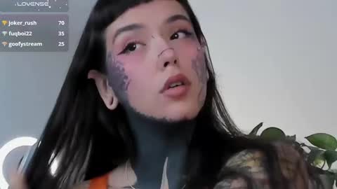 Snapshot of fairyflexxx chatting on March 10, 12:49 pm Fairy online show from March 10, 12:49 pm