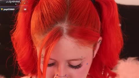 Snapshot of fairyflexxx chatting on February 18, 9:09 pm Fairy online show from February 18, 9:09 pm