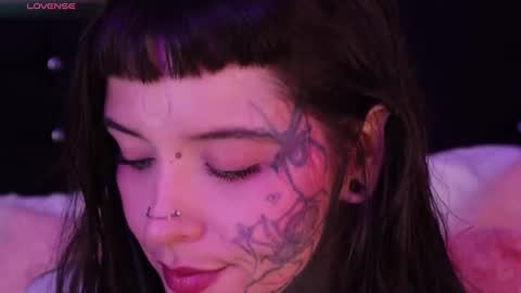 Snapshot of fairyflexxx chatting on January 30, 6:32 pm Fairy online show from January 30, 6:32 pm