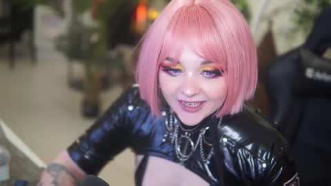 faith_chan online show from December 7, 3:42 am