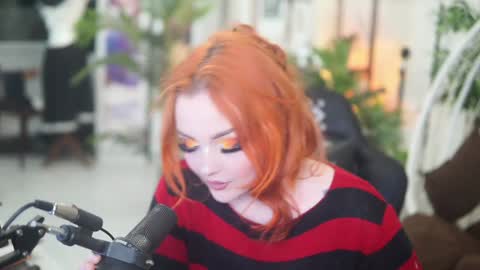 faith_chan online show from February 5, 1:15 am