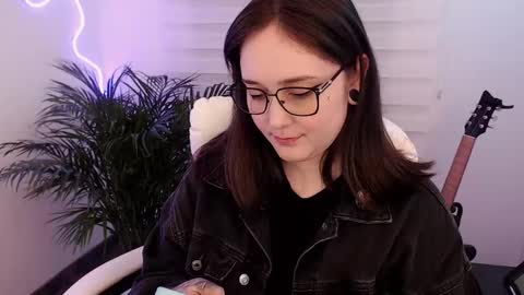 OF fallenag 1 online show from February 6, 11:18 pm