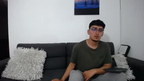 FallGays online show from December 19, 1:50 am