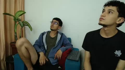 FallGays online show from April 28, 3:44 am