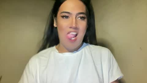 Snapshot of fallon_empress chatting on September 16, 9:51 pm callmecindy online show from September 16, 9:51 pm