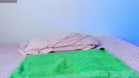 Ale online show from December 20, 3:52 pm