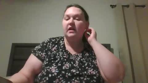 fantasywifebri online show from December 23, 2:40 am