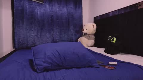 farid_jake_ online show from November 17, 11:07 pm