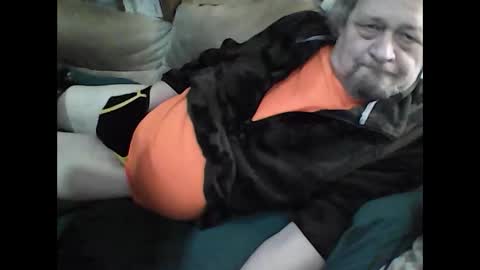 HoneyCumJuice4U online show from April 19, 2:56 am