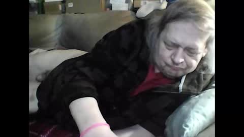 HoneyCumJuice4U online show from March 8, 6:10 am