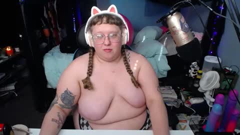 FatVeronica online show from March 2, 9:22 pm
