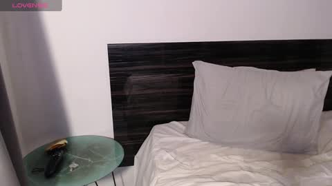 Snapshot of faustosaenz chatting on February 8, 2:26 am FAUSTO online show from February 8, 2:26 am