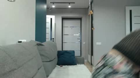 favoriteyour online show from October 20, 8:52 am