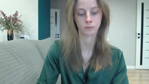 favoriteyour online show from December 23, 9:48 am