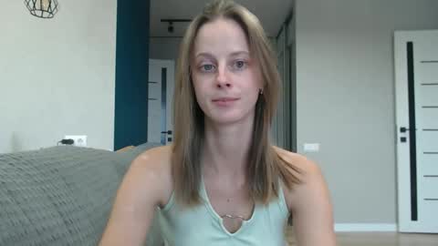 favoriteyour online show from September 17, 12:19 pm