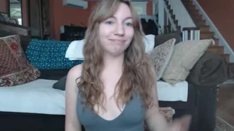 Snapshot of fawnwilde chatting on October 28, 4:41 pm Fawn online show from October 28, 4:41 pm