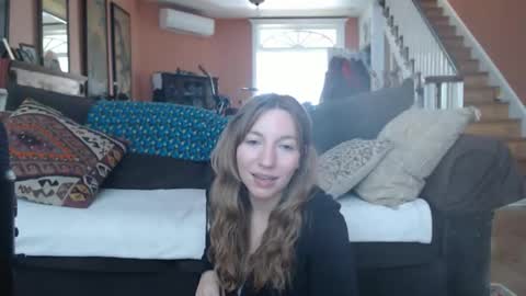 Snapshot of fawnwilde chatting on October 17, 4:44 pm Fawn online show from October 17, 4:44 pm