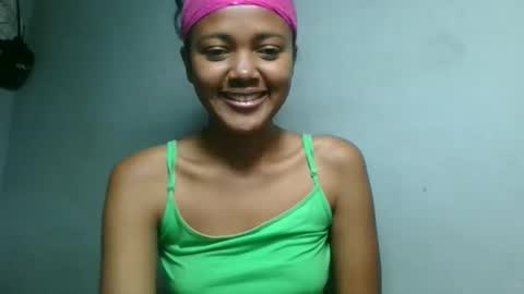 Snapshot of fayence09 chatting on September 28, 4:54 am fayence09 online show from September 28, 4:54 am