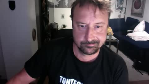 feetkissboy online show from September 26, 11:02 pm