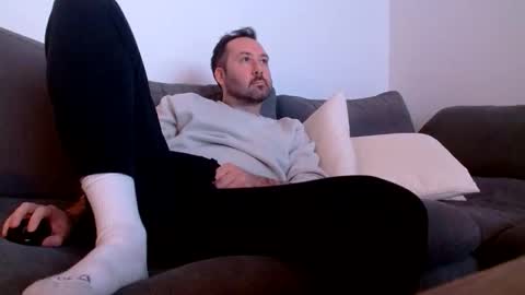 feetnc0ck online show from November 29, 5:37 am