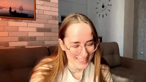 Mary online show from March 24, 7:03 am