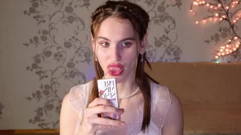 Frida online show from March 28, 7:37 pm