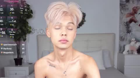 Felix online show from December 13, 7:53 pm