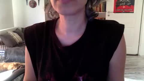 Fell4M online show from May 19, 3:08 pm