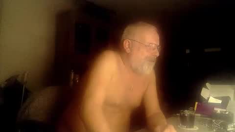 Snapshot of femdom_sub chatting on October 21, 1:11 am femdom_sub online show from October 21, 1:11 am