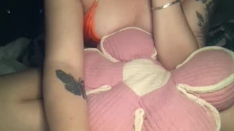     online show from October 31, 5:41 am