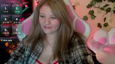 Ferall Btrrry online show from March 27, 9:16 pm