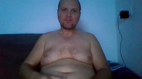 Snapshot of ferkooo111 chatting on October 10, 4:29 am Dorotheo online show from October 10, 4:29 am