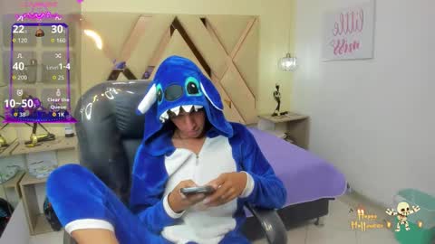 FER PHOENIX online show from October 30, 3:51 am