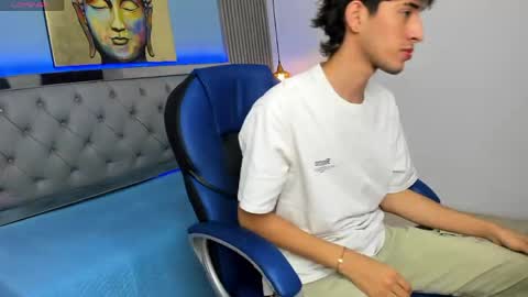 FER PHOENIX online show from April 8, 4:04 am