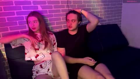 Snapshot of fetchingcouplee chatting on October 20, 2:11 pm Tina and Tomas online show from October 20, 2:11 pm