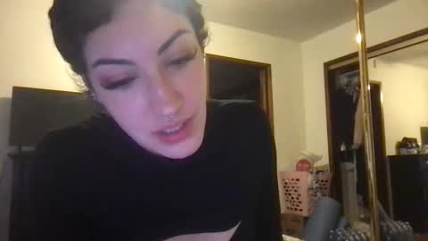 fgsammie online show from November 20, 10:40 pm