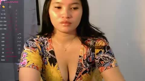 fhwilloughbyxx online show from July 4, 12:42 pm