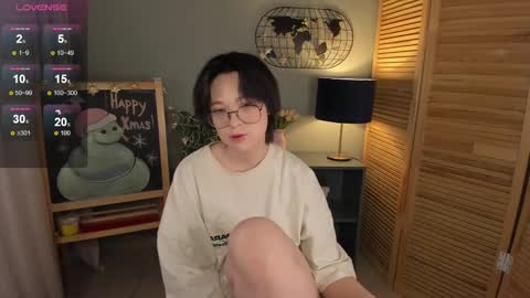 Snapshot of fiamoory chatting on February 4, 12:00 pm fiamoory online show from February 4, 12:00 pm