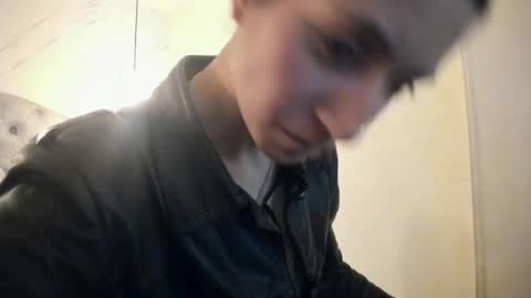   online show from April 14, 11:57 am