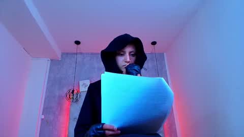   online show from October 10, 12:11 pm