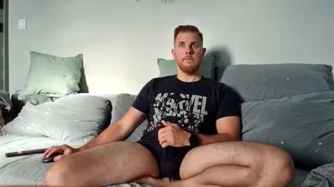 Snapshot of fikol123 chatting on September 18, 7:01 am fiolkamil online show from September 18, 7:01 am