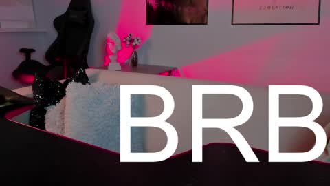 Snapshot of filipinaadams chatting on February 21, 5:35 am cap and Lana  online show from February 21, 5:35 am